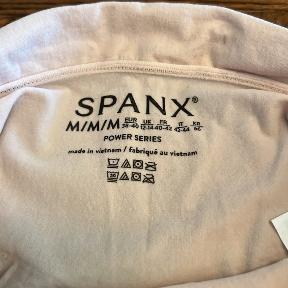 SPANX WOMENS SHAPER SHORTS. NWT. SIZE MEDIUM. SOFT NUDE - Picture 7 of 7